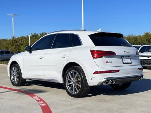 Used 2022 Audi SQ5 Premium w/ Convenience Package image 4
