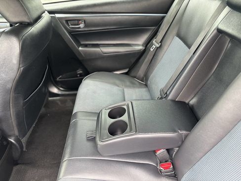 Used 2016 Toyota Corolla S FWD image 29