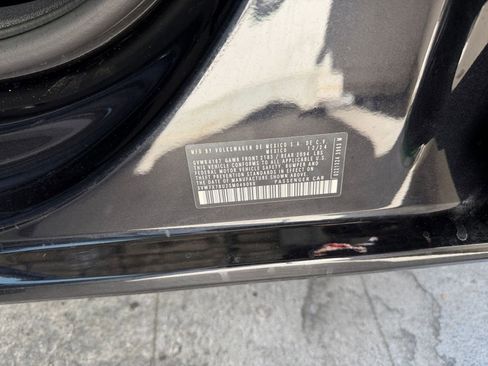 Used 2025 Volkswagen Jetta SE image 28