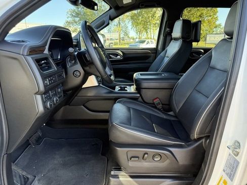 Used 2024 Chevrolet Suburban Premier w/ Max Trailering Package image 22
