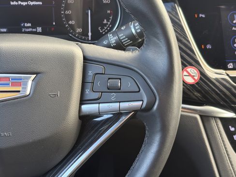 Certified 2025 Cadillac XT6 Premium Luxury image 21