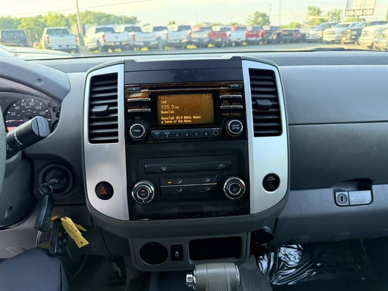 Used 2014 Nissan Frontier SV RWD image 28