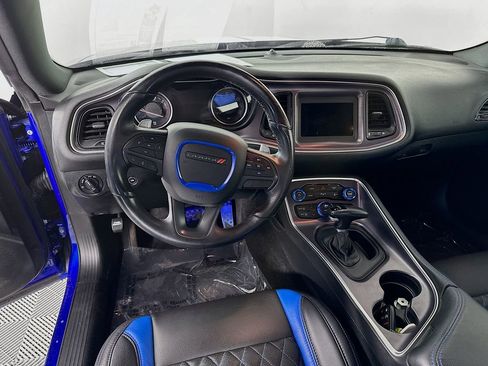 Used 2018 Dodge Challenger R/T w/ Performance Handling Group image 28