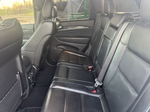 Used 2021 Jeep Grand Cherokee Overland AWD/4WD image 12