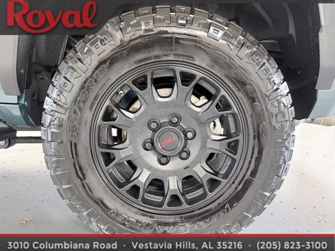 Used 2025 Toyota 4Runner TRD Off-Road Premium AWD/4WD image 8