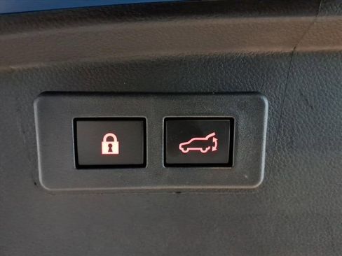 Certified 2025 Subaru Outback Wilderness image 33