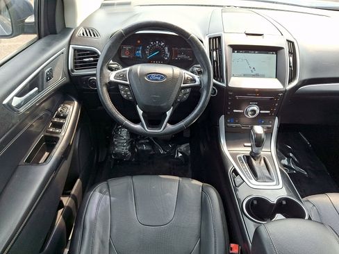 Used 2018 Ford Edge Titanium w/ Equipment Group 301A AWD/4WD image 13