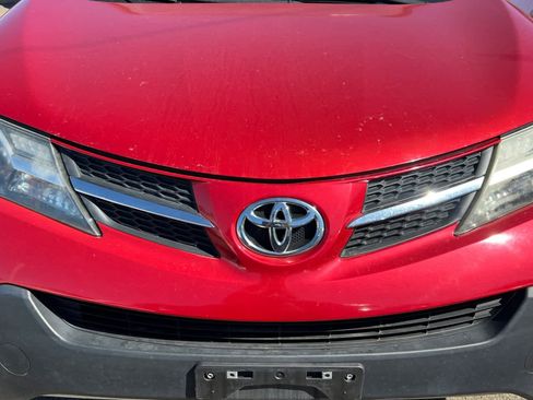 Used 2015 Toyota RAV4 XLE image 12