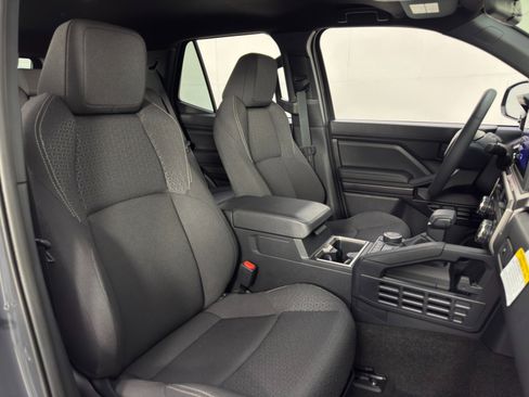 Used 2025 Toyota 4Runner SR5 image 37