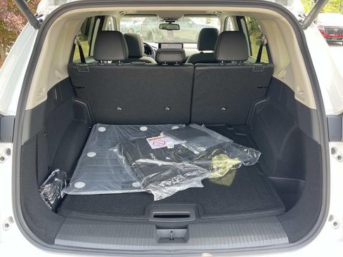New 2026 Nissan Rogue Platinum w/ Platinum Premium Package AWD/4WD image 12