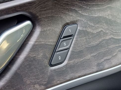 New 2026 Jeep Grand Cherokee L Limited AWD/4WD image 9