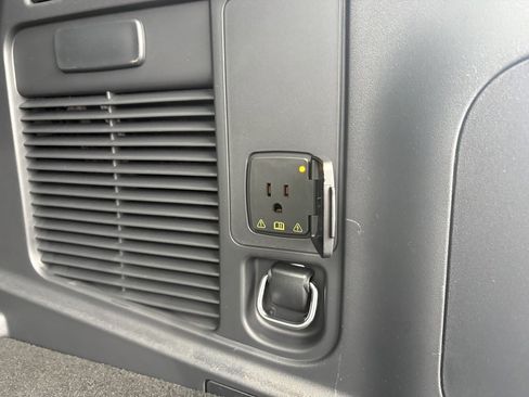 New 2026 Ford Expedition Tremor image 11