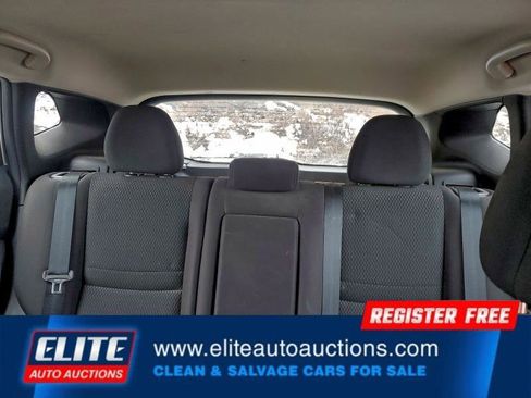 Used 2019 Nissan Rogue Sport S image 20