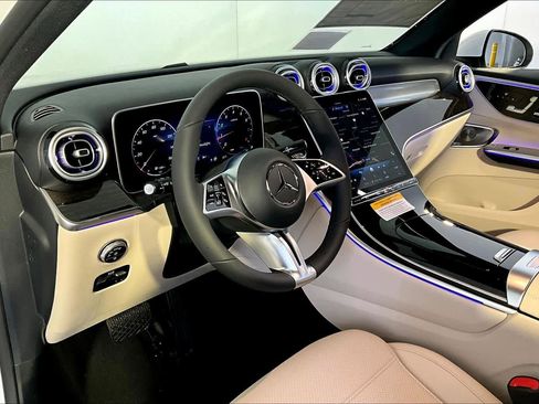 New 2026 Mercedes-Benz GLC 300 4MATIC image 9