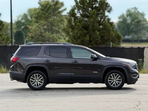 Used 2017 GMC Acadia SLE w/ Driver Alert Package I AWD/4WD image 7
