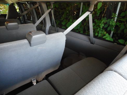 Used 2016 Chevrolet Express 3500 LT w/ LT Preferred Equipment Group image 19