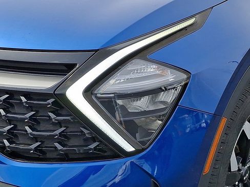 Certified 2023 Kia Sportage X-Line image 10