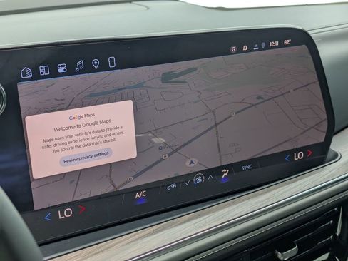 New 2026 Chevrolet Suburban LS image 24
