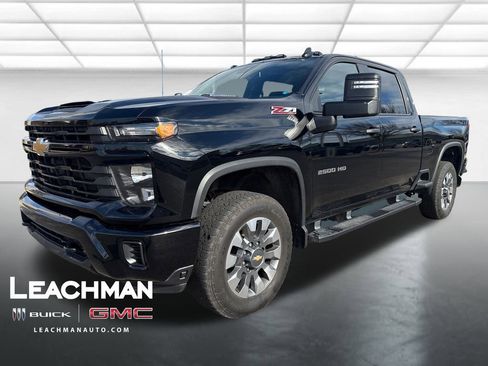 Certified 2024 Chevrolet Silverado 2500 Custom w/ Custom Value Package image 9