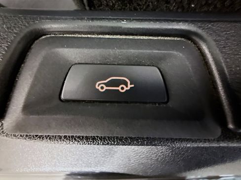 Used 2021 BMW X5 sDrive40i w/ Convenience Package image 41