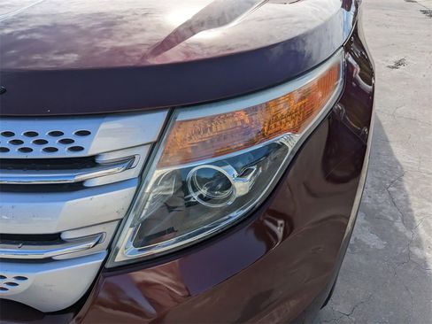 Used 2015 Ford Explorer XLT w/ Equipment Group 202A image 11