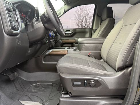 Used 2022 Chevrolet Silverado 1500 RST image 13