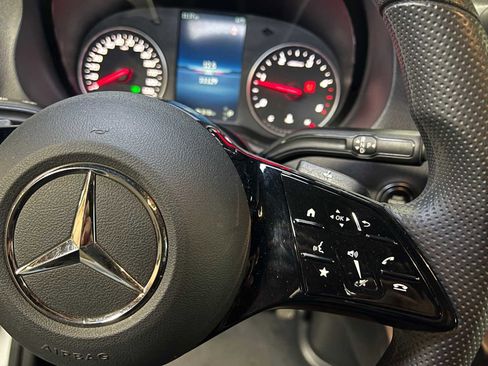 Used 2025 Mercedes-Benz Sprinter 2500 image 27