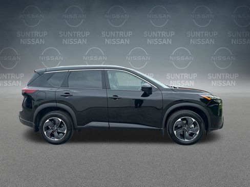 Used 2025 Nissan Rogue SV w/ SV Premium Package FWD image 40
