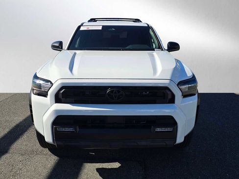 Certified 2025 Toyota 4Runner SR5 image 8