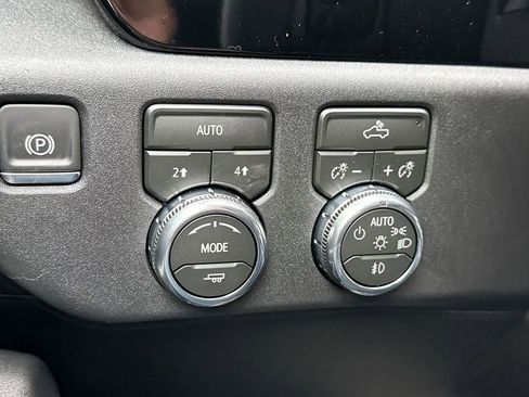 New 2026 GMC Sierra 1500 Elevation image 18