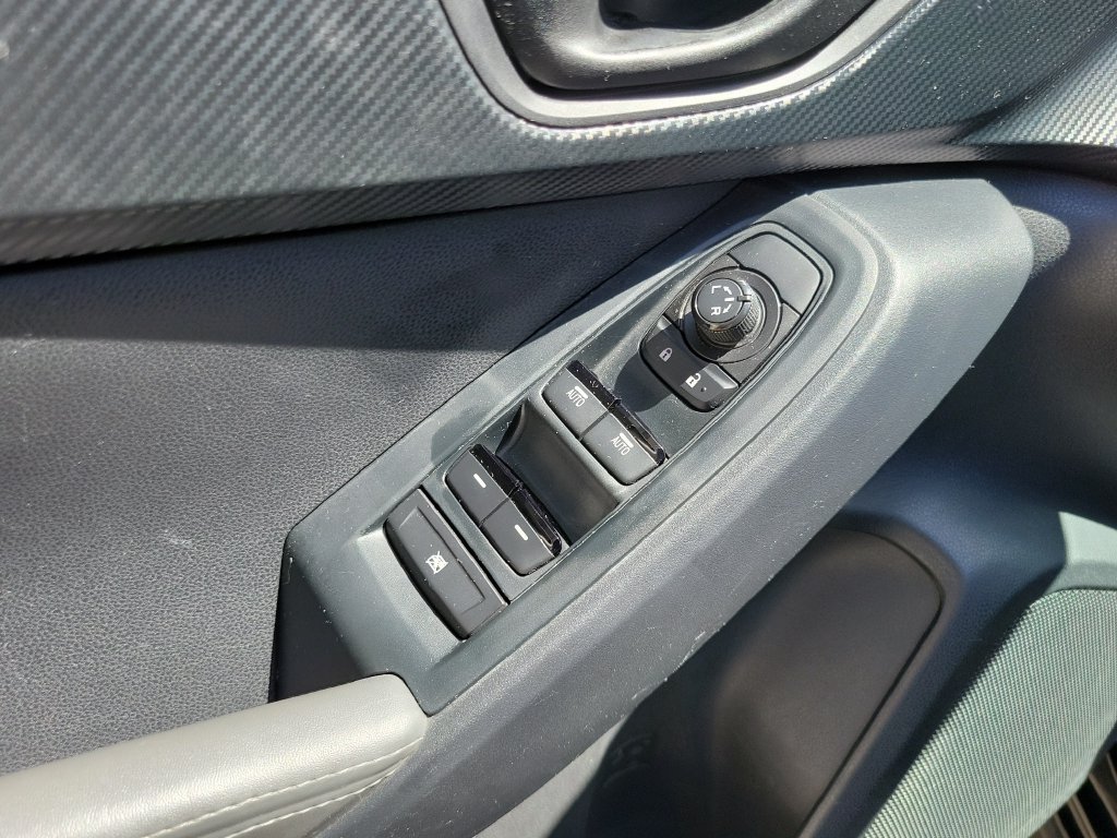 Used 2024 Subaru Crosstrek 2.0i Premium AWD/4WD image 17