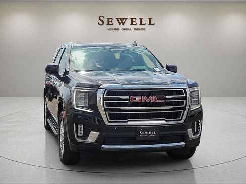 Used 2021 GMC Yukon SLT w/ Rear Media and Nav Package AWD/4WD image 7