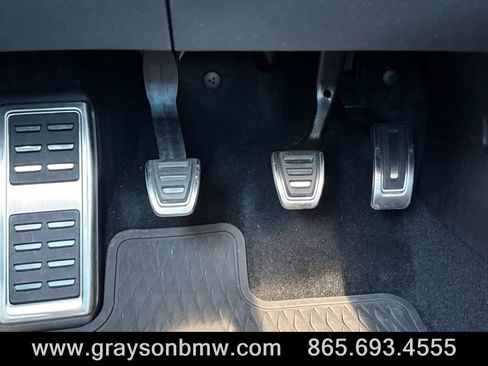 Used 2024 Volkswagen Golf R AWD/4WD image 34