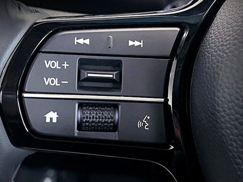 Certified 2024 Honda HR-V EX-L image 12