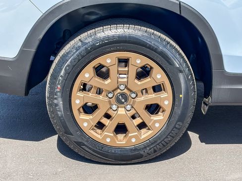 Used 2023 Honda Passport TrailSport image 8