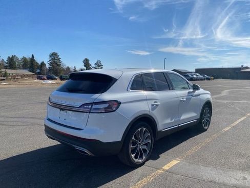 Used 2023 Lincoln Nautilus Reserve w/ Equipment Group 201A image 3