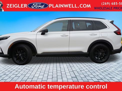Used 2025 Honda CR-V Sport image 2