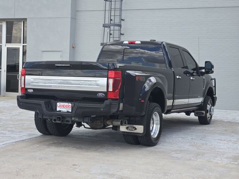 Used 2020 Ford F350 Platinum image 8