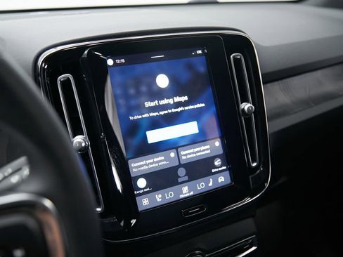 Certified 2023 Volvo C40 P8 Recharge Ultimate AWD/4WD image 14