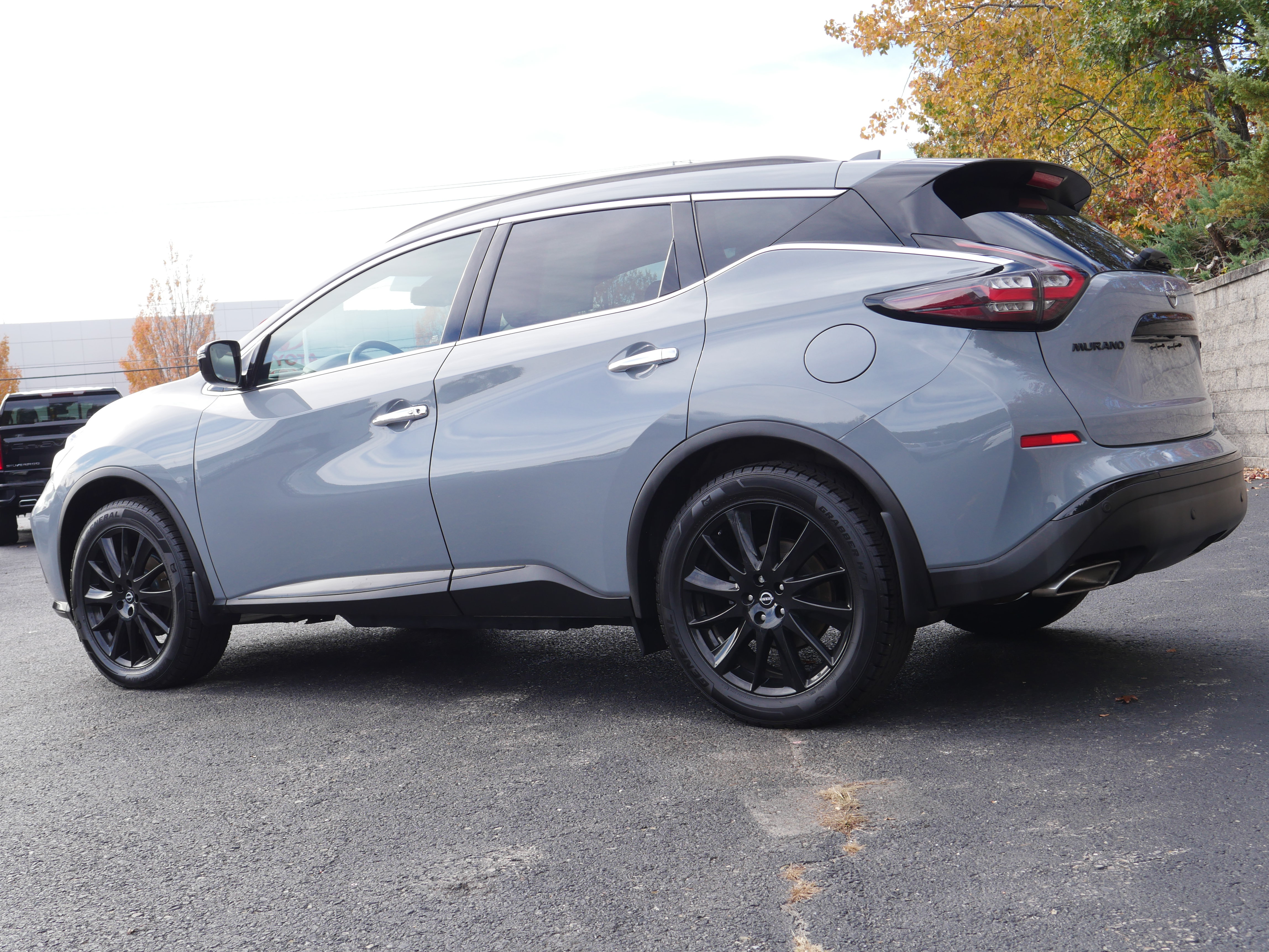 Used 2023 Nissan Murano SV w/ SV Midnight Edition Package AWD/4WD image 4