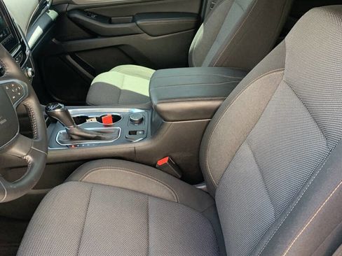 Used 2019 Chevrolet Traverse LT FWD image 14