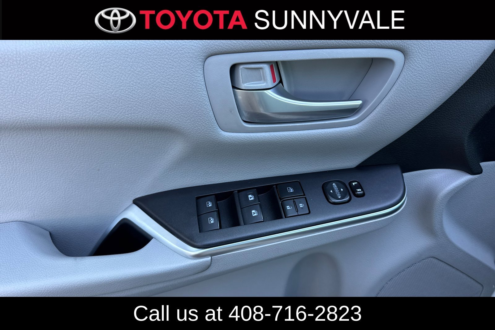 Certified 2017 Toyota Camry LE FWD image 12