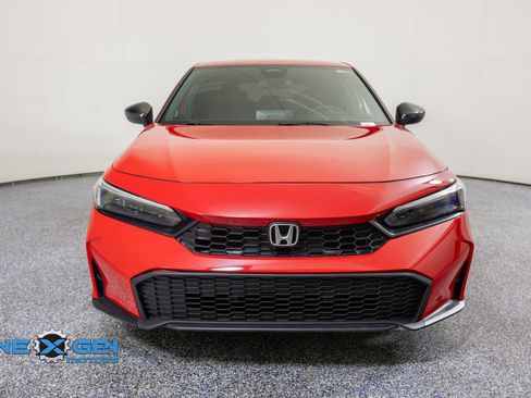 Used 2025 Honda Civic Sport image 2