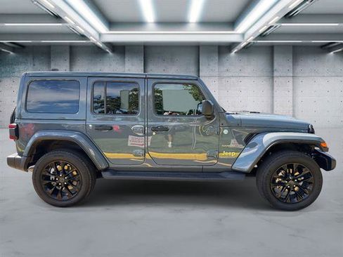 Used 2024 Jeep Wrangler Unlimited Sahara w/ Safety Group image 3