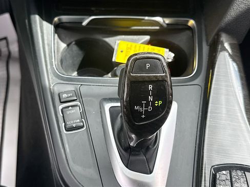 Used 2018 BMW 330i Sedan RWD image 18
