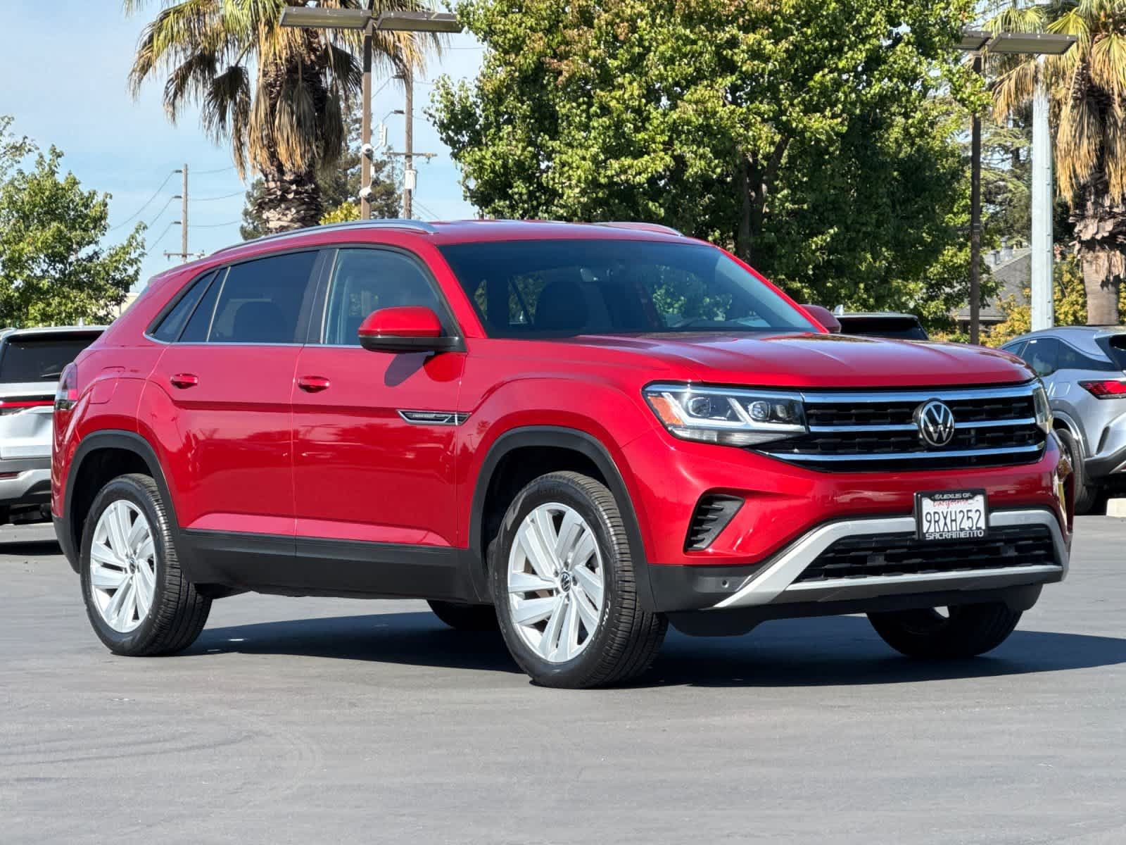 Used 2023 Volkswagen Atlas Cross Sport SE FWD image 5
