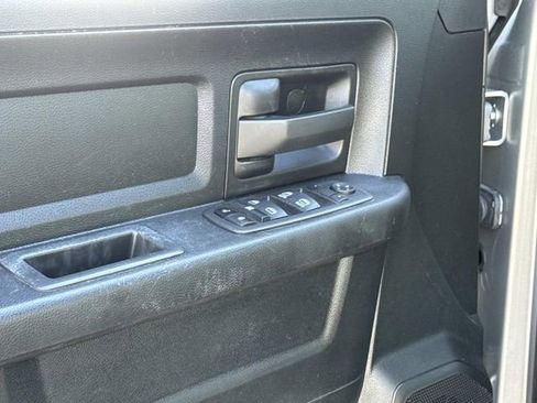 Used 2022 RAM 2500 Tradesman w/ Chrome Appearance Group image 16