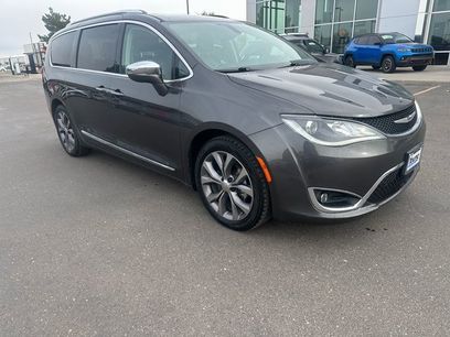 Used 2019 Chrysler Pacifica Limited