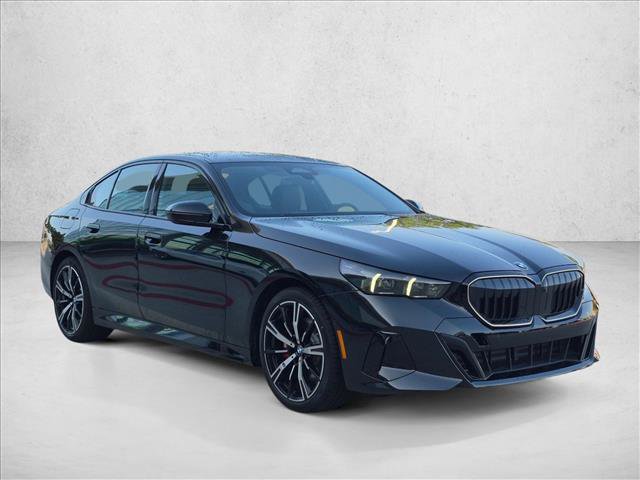 Used 2027 BMW 530i w/ M Sport Package RWD image 6
