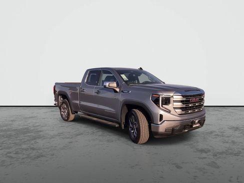 New 2026 GMC Sierra 1500 SLE image 2